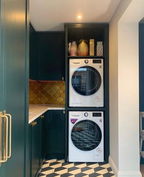 little spaces on Instagram: “space saving utility rooms ... A great idea for saving space in your utility room is to stack your washing machine and dryer, which, when…” Chic Kitchen Ideas, Boot Room Utility, Utility Space, Utility Room Storage, Small Utility Room, Utility Room Designs, Utility Area, Laundry Room/mud Room, Small Utility