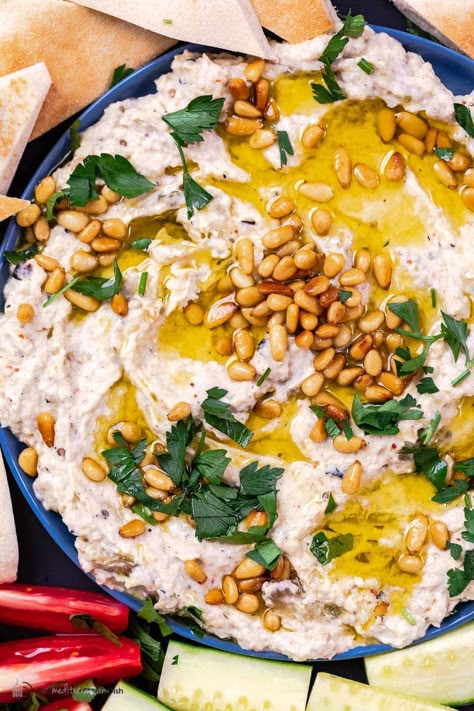 Easy Baba Ganoush Recipe, Baba Ganush, Babaganoush Recipe, Med Diet, Cleaner Eating, Eggplant Dip, The Mediterranean Dish, Baba Ganoush, Mediterranean Food