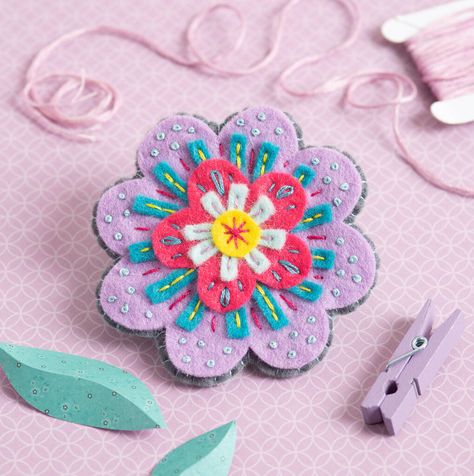 Flower Felt, Felt Patch, Felt Sheets, Felt Craft, Felt Embroidery, Felt Brooch, French Knots, Felt Flower, Embroidery Needles