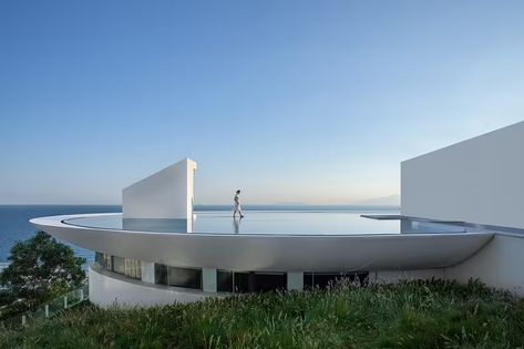 Water Drop Library by 3andwich Design / He Wei Studio | HomeAdore Christian De Portzamparc, Tourist Center, Glass Curtain Wall, Building Roof, Long Walls, Walk On Water, Chinese Architecture, Ground Floor Plan, Dark Room