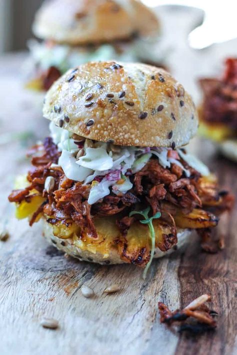 Vegan Sandwich Ideas, Jackfruit Sliders, Creamy Slaw, Vegan Weeknight Meals, Classic Egg Salad Sandwich, Slider Recipe, Make Bbq Sauce, Gf Dinner, Bbq Jackfruit