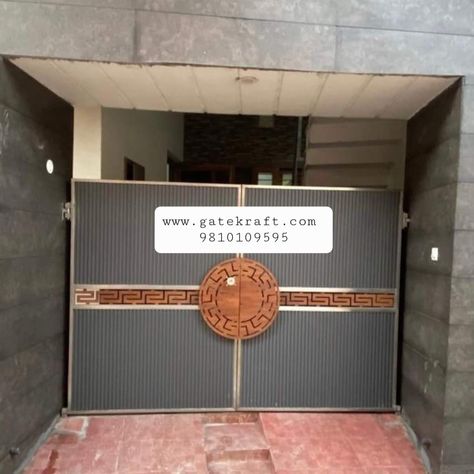 Aluminium profile gate manufacturers in delhi gurgaon noida faridabad ghaziabad ncr #aluminiumprofilegate #aluminiumprofilegatedesign #aluminiumgate #aluminiumgatedesign #gatekraft #gatekraftdelhi #gatekraftgurgaon Aluminium Main Gate Design, Ms Gate Design Modern Entrance, Aluminium Profile Gates, Profile Gate Design, Gate Design Modern Entrance, Ms Gate, Windows Grill, Radhe Rani, Stairs Tiles Design