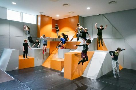 Indoor Parkour Gym, Parkour Course, Parkour Gym, Playground Design, Parkour, Pattern Making, Martial Arts, Lego, Portfolio