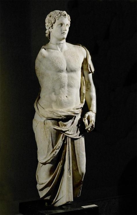 Beautiful statue of Alexander The Great world of Alexander the Great website Ancient Portraits, Classical Statues, Greek City, Ancient Greek Sculpture, Roman Statue, Classic Sculpture, Greek Statues, Antique Sculpture, Ancient Greek Art