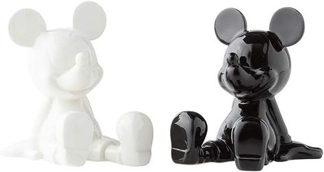 90th anniversary Mickey Mouse salt and pepper shakers from the Disney ceramics collection from Enesco Disney Ceramics, Black And White Mickey Mouse, Ceramic Turtle, Christmas Dinnerware, Disney Kitchen, Disney Traditions, Mickey Y Minnie, Disney Home, Salt And Pepper Set