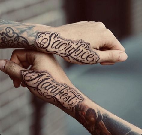 Mexican Words Tattoo, Name On Thumb Tattoo, Easy Men Tattoos, Hustle Tattoos For Women, Lettering Hand Tattoo, Hand Tattoo Women, Rare Tattoos Men, Script Lettering Tattoo, Finger Tattoos For Men