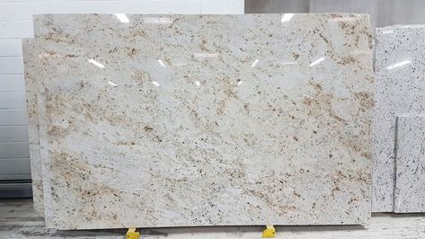 Cream Colored Granite Countertops, Colonial Cream Granite Countertops, Cream Granite Countertops Kitchen, Countertops 2023, Cheap Quartz Countertops, Neutral Granite Countertops, Cream Quartz Countertops, Cream Granite Countertops, Colonial Cream Granite