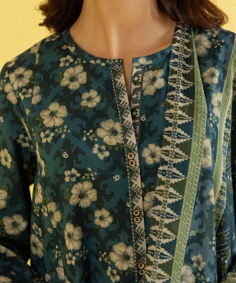 Ban Neckline Designs, Ban Gala Design Pakistani, Fancy Buttons On Kurti, Trendy Neck Designs, Kurti Neck Design, Suit Kurti, Simple Dress Casual, Designer Summer Dresses, Gala Design