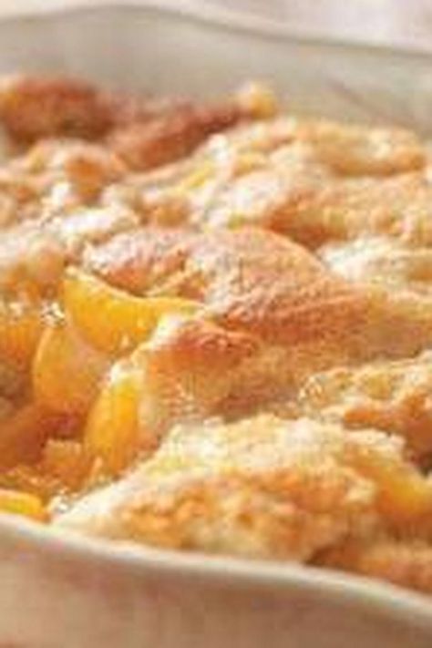 weight watchers easy peach cobbler Weight Watchers Cobbler Recipe, Healthy Peach Recipes, Sweets Easy, Cake Mix Cobbler, Peach Cobbler Ingredients, Fresh Peach Cobbler, Easy Peach Cobbler, Easy Peach Cobbler Recipe, Frozen Peaches