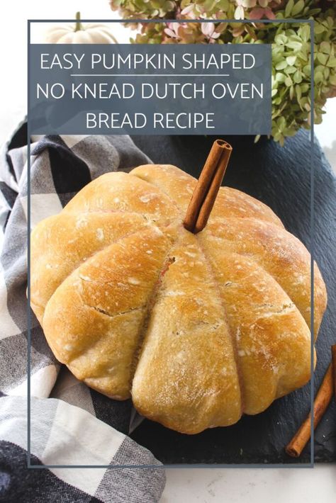 Easy Pumpkin Shaped No-Knead Dutch Oven Bread Recipe Thanksgiving Presentation, Dutch Oven Bread Recipe, Blueberry Muffin Recipe Easy, Cranberry Bread Recipes, Easy Blueberry Muffins, Oven Bread, Best Blueberry Muffins, Dutch Oven Bread, Herb Roasted Potatoes