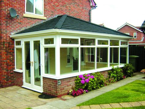 Flat Roof Repair, Curved Pergola, Conservatory Design, Screened Porch Designs, Conservatory Roof, Sunroom Ideas, Corrugated Roofing, Pergola Lighting, Roof Colors