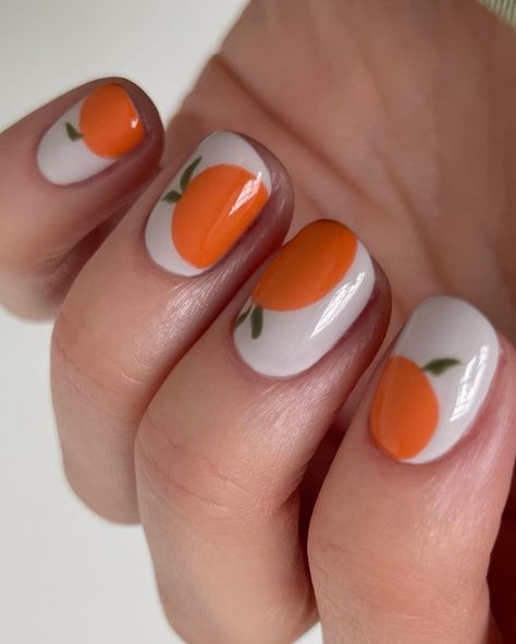 Jaz | 🍊🍊🍊🍊🍊 #orangenails #orangenailart #fruitnails | Instagram Clementine Nail Art, Quirky Nail Designs, Orange Slice Nails, Dragon Fruit Nails, Pepper Nails, Orange Fruit Nails, Apple Nail Art, Food Nail Art, Orange Nail Art