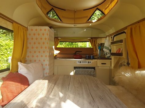 First outing for my restyled eriba puck Meerkat Trailer, Eriba Puck, Truck House, Camper Car, Campervan Ideas, Small Caravans, Caravan Decor, Caravan Makeover, Caravan Interior