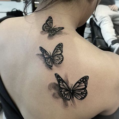 Tattoo Papillon, Butterfly Tattoos On Arm, 3d Butterfly Tattoo, Tattoos Mandala, Butterfly Tattoos For Women, Tattoos For Women Half Sleeve, Tattoo Zeichnungen, Cat Tattoos, Tattoos Geometric