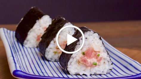 This Sushi Hamentaschen recipe is how WE do Purim! Hamentaschen Recipe, Purim Recipe, Purim Ideas, Sushi Grade Tuna, Seafood Sushi, Jewish Cuisine, Food Decorating, Spicy Tuna, Eating Tips