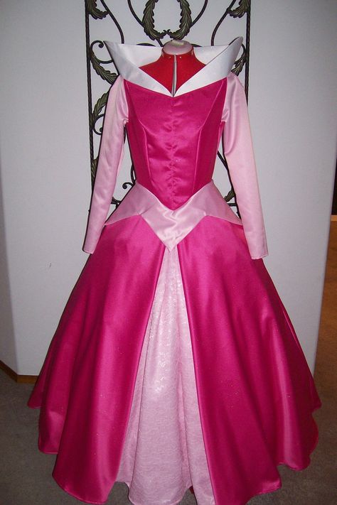 Princess Aurora Sleeping Beauty Pink Lace Dress ADULT Custom. $235.00, via Etsy. Princess Aurora Dress, Sleeping Beauty Dress, Aurora Costume, Peasant Costume, Sleeping Beauty Costume, Disney Dress Up, Aurora Dress, Party Business, Princess Aurora