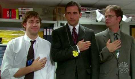 #theoffice olympics: yogurt lid + paper clip medals & "flying" paper doves! Office Olympics, Angela Kinsey, The Office Show, Cheap Things To Do, King Of The Hill, Classic Office, Dunder Mifflin, Parks N Rec, Best Series