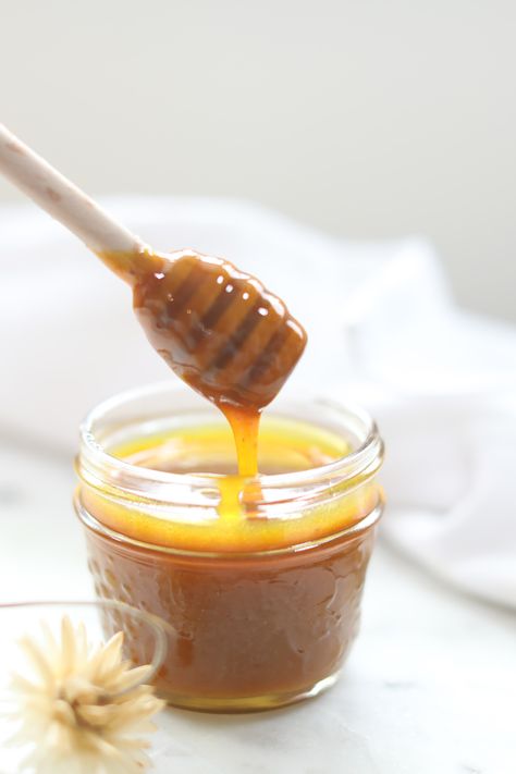 Honey Antibiotic Natural Remedies, Fire Honey Recipe, Infused Honey For Colds, Tumeric Honey Ginger, Natural Antibiotic Recipe, Honey Antibiotic, Turmeric Honey Antibiotic, Tumeric Honey Antibiotic Recipe, Honey Immune Booster