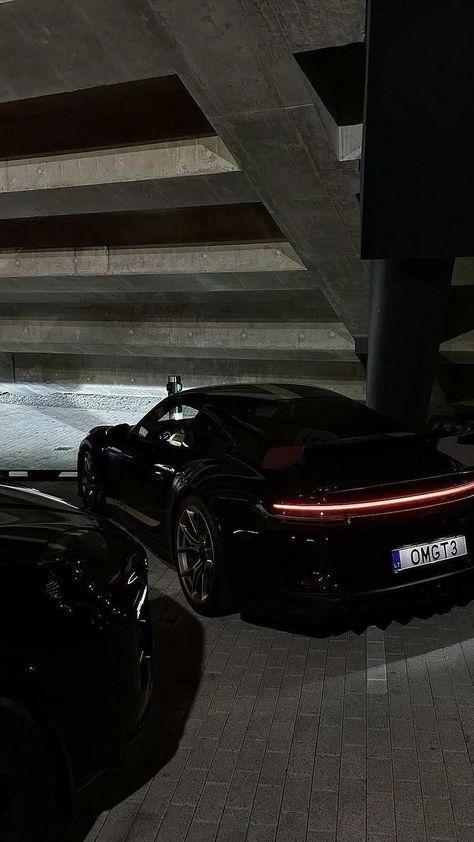 Mafia Asthetic Picture, Dark Success Aesthetic, Black Ferrari Aesthetic, Black Aesthetic Rich, Black Porsche Wallpaper, Black Money Aesthetic, Black Porsche Aesthetic, Classy Cars Luxury, Black Cars Wallpaper