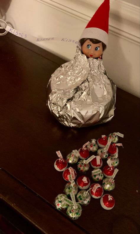 Popcorn Tin, Hershey Kiss, Tin Foil, Hershey Kisses, Tin Gifts, On The Shelf, Aluminum Foil, A Bowl, Elf On The Shelf