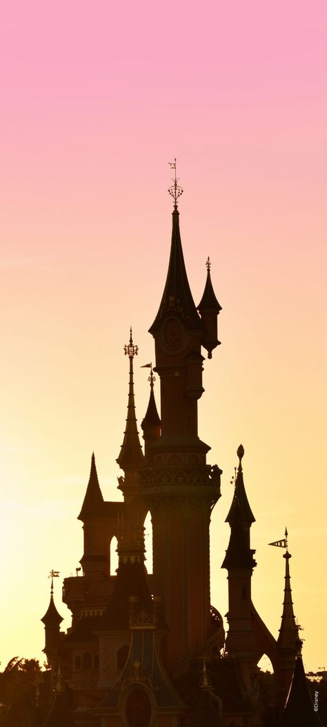 Paris Wallpaper Iphone, Paris Background, Disneyland Paris Castle, Disney Prints, Disney Movies List, Disney Minimalist, Disneyland Attractions, Disneyland Castle, Paris Painting