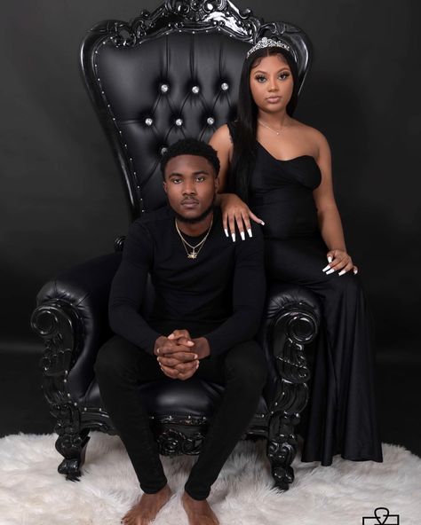 Throne Photoshoot, Couple Post, Son Photoshoot, Throne Chair, Queen Photos, Black Love Couples, Couples Photo, Mom Son, Engagement Ideas