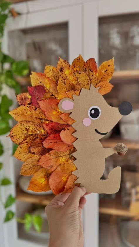 Autumn Crafts Leaves, Autumn Leaves Art For Kids, Autumn Leaves Craft For Kids, Autumn Kids Craft, Autumn Projects For Kids, Autumn Kids Art, Leaves Arts And Crafts For Kids, Autumn Arts And Crafts For Kids, Autumn Kids Activities