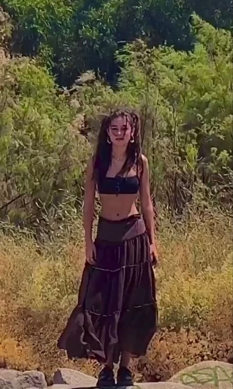 Alternative Fashion Skirts, Indie Outfits Alternative Fashion, Looks Hippie, Indie Outfits Aesthetic, Mode Hippie, Estilo Hippie, Mode Boho, Purple Skirt, Tumblr Outfits