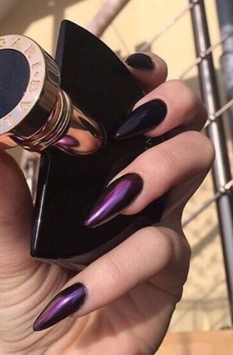 Perpel Nail, Purple Black Nails, Metallic Nail Designs, Nail Design 2023, Black And Purple Nails, Purple And Silver Nails, Black Chrome Nails, Purple Chrome Nails, Metallic Nails Design