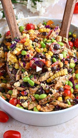 48K views · 7K reactions | SUMMER FIESTA PROTEIN BOWL 
The largest gut study recommends eating 30 different plants per week to boost your gut microbiome! My new series 15 x 30 SUMMER SALADS has 15 plant types, 30g protein and a bonus 28g fibre per serving! Bookmark this post for the recipe below or comment SALAD and I'll send it to you directly! 

This salad is also perfect for meal prep for the week, keeps really well (not soggy) in the fridge for up to 4 days. And who says a Salad just needs one dressing, I've added two of my zesty and creamy dressing to make it pop!

Happy Eating xo
Your Dietitian 

Serving 8-9
INGREDIENTS
2 cans black beans (540mL per can) 
1 cup edamame (fresh or frozen re-heated) 
1 package vegan chick’n **see notes  
1/4 cup pickled jalapeño peppers chopped 
1 cup h Summer Fiesta Protein Bowl, Veg Protein Salad Recipes, Chipotle Lime Dressing, Hi Protein Meals, Protein Salad Recipes, Veg Protein, Chop Salad, Chipotle Mayonnaise, Protein Bowl