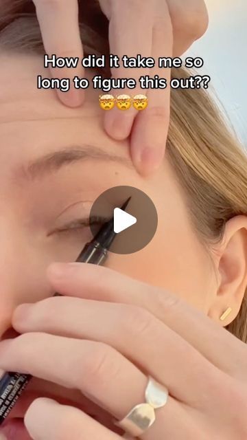 139K likes, 708 comments - lizfoxroseberry on January 29, 2023: "Is it crazy that it works or am I crazy for not knowing this? In any case, guess I’m a wing girl now. #makeuphacks #eyelinerhacks #makeuptutorial #eyeliner #makeupideas #makeupobsessed #girlproblems #eyelinerwings #foxcraftcustom #makeup". Winged Eyeliner For Hooded Eyes, Easy Winged Eyeliner, Eyeliner For Hooded Eyes, Winged Eyeliner Tutorial, Am I Crazy, Winged Girl, Fox Crafts, Eye Liner Tricks, A Wing