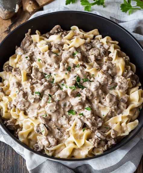 Homemade Hamburger Stroganoff, Hotdish Ideas, Hamburger Stroganoff Easy, Stroganoff Ground Beef, Homemade Stroganoff, Hamburger Beef Stroganoff, Hamburger Helper Beef Stroganoff, Hamburger Stroganoff Recipe, Broccoli Cheese Casserole Easy