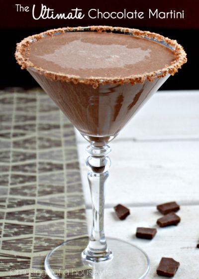 Chocolate Martinis, Best Mojito Recipe, Chocolate Martini Recipe, White Sangria Recipe, Chocolate Martini, Martini Recipe, Mojito Recipe, Fancy Drinks, Martini Recipes