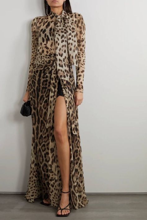 Black Bandeau Top, Leopard Print Fashion, Gabbana Dress, Animal Print Outfits, Black Bandeau, Dolce Gabbana Dress, Animal Print Fashion, Split Skirt, Silky Dress