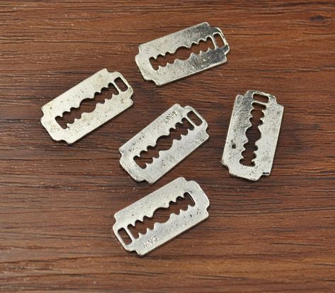 Razor Blade Charms,Razor Blade Pendants Antiqued Silver Tone Double Sided 37 x 19 mm-A6880 Size: 37mm x 19 mm Color: Antiqued Silver Material: Zinc Alloy QTY:20Pcs If you would like to order larger amount,please convo me for pricing. School Core, Small Trinkets, Pretty Pens, Razor Blade, Alpha Male, Girly Things, Zinc Alloy, Just In Case, Antique Silver