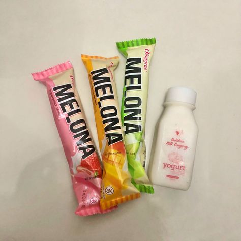 Melona Ice Cream Aesthetic, Melona Ice Cream, Korean Ice Cream, Ice Cream Aesthetic, Korean Snacks, Aesthetic Feed, Character Board, Cream Aesthetic, Black Hollywood