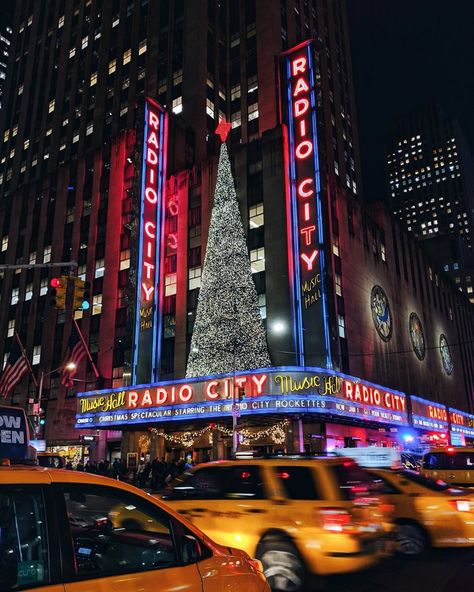 Tis The Season For Revenge Aesthetic, Rockettes Aesthetic, Tis The Season For Revenge, Christmas New York City, Christmas New York, Christmas Nyc, Morgan Elizabeth, New York City Christmas, City Christmas