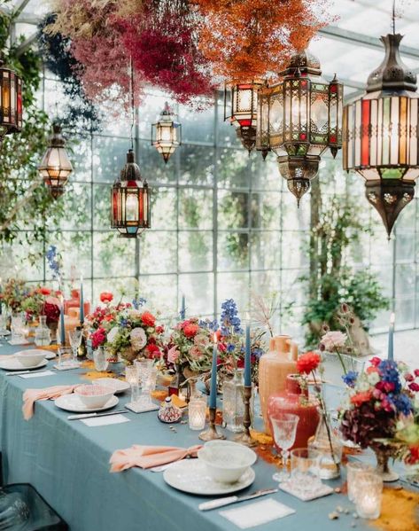 20 of the Most Festive Table Runners of 2021 - PureWow Jenny Smith, Bouquet Box, Top Wedding Trends, Shock And Awe, Floral Trends, Moroccan Wedding, Festive Tables, Tiered Wedding Cake, Rustic Garden Decor