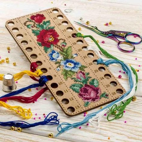 Blank for Embroidery With Thread on Wood Cross Stitch - Etsy Patterns For Embroidery, Floss Organizer, Thread Organizer, Thread And Needle, Bobbin Storage, Thread Organization, Embroidery Shop, Cross Stitch Kits, Cross Stitch Kit