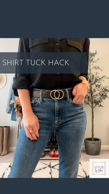 Nashville Wardrobe Stylists ✨ on Instagram: "An easy trick when you want to tuck a longer top in to your jeans or pants. This works with other blouse styles and light sweaters too! Comment 👍🏻 if you want more tips and tricks ⬇️ . . . . #wardrobestylist #wardrobestyling #fashionstylist #fashionstyling #styleinspo #styletips #styleinspiration #styleblogger #fashionaddict" Blouse Tucked In Jeans, How To Wear A Blouse With Jeans, Shirt Tucked Into Jeans, Clothing Tricks, Light Sweaters, Formal Tops, Long Tunic Tops, Shirt Tucked In, Wardrobe Stylist