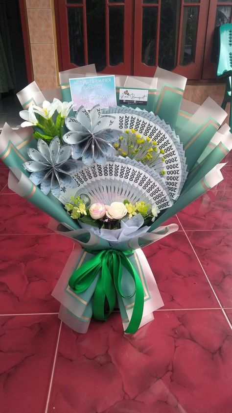 Money Bucket Flower Rupiah, Bucket Uang 2000 An, Money Bouquet Rupiah, Money Bucket Flower, Bouqet Uang, Money Buket, Money Bouquet Ideas, Bucket Bouquet, Bucket Uang