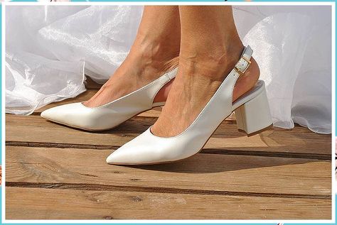 Make your big day unforgettable with Amazon's dreamy collection of gorgeous wedding heels. Wedding White Shoes, Block Heel Bridal Shoes, Strappy Wedding Shoes, Bridal Wedges, Shoes Bridesmaid, Shoes For Bride, Ivory Wedding Shoes, Wedding Shoes Bride, White Wedding Shoes