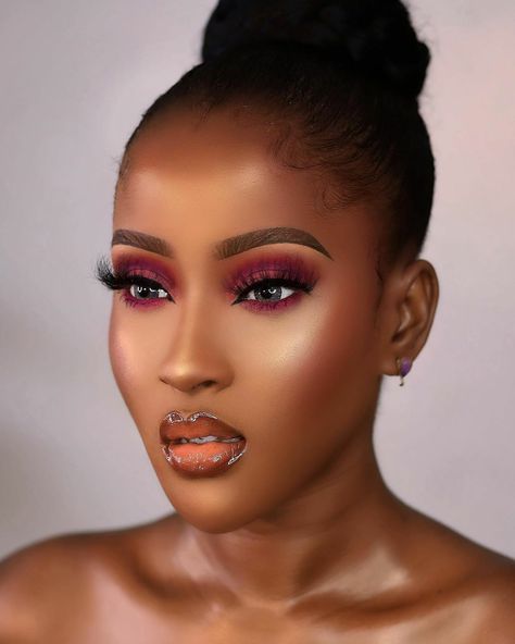 Barbie Makeup Look, Black Queen Makeup, Red Lips Makeup Look, Makeup Black Women, Tanned Makeup, Makeup For Black Skin, Barbie Makeup, Brown Skin Makeup, Soft Glam Makeup