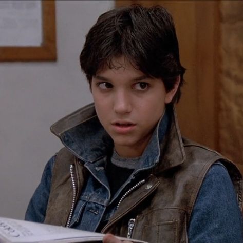 ralph macchio as eddie pilikian | teachers 1984 Gimme More Britney Spears, Eddie Pilikian, Ralph Macchio The Outsiders, Mike Vitar, Gimme More, The Outsiders Cast, The Karate Kid, Famous Pictures, Marty Mcfly