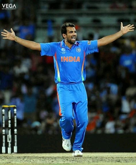 Indian pace bowler - Zaheer Khan - Devon Smith, Zaheer Khan, Cricket In India, Sports Cricket, 36th Birthday, India Cricket Team, Cricket Wallpapers, Indian Cricket, Sports Celebrities