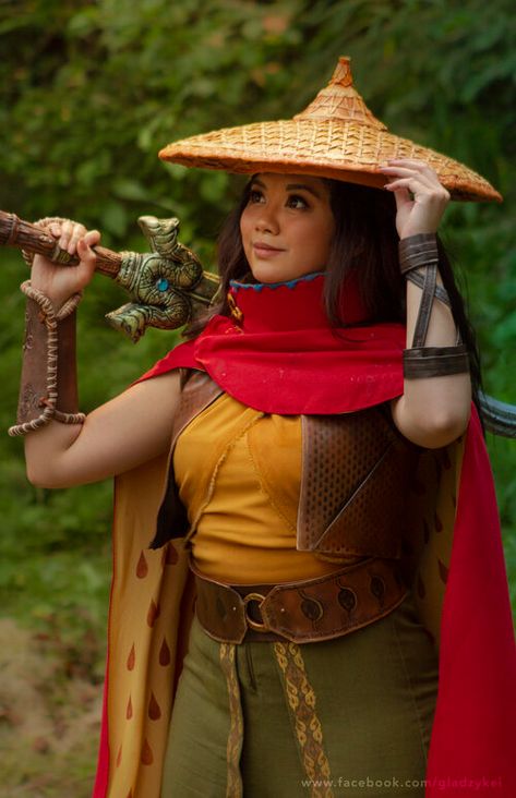 Raya Cosplay, Raya Costume, Princess Leia Belt, Moana Cosplay, Cosplay Design, Cosplay Disney, Avatar Cosplay, Princess Inspired Outfits, Disney Princess Cosplay