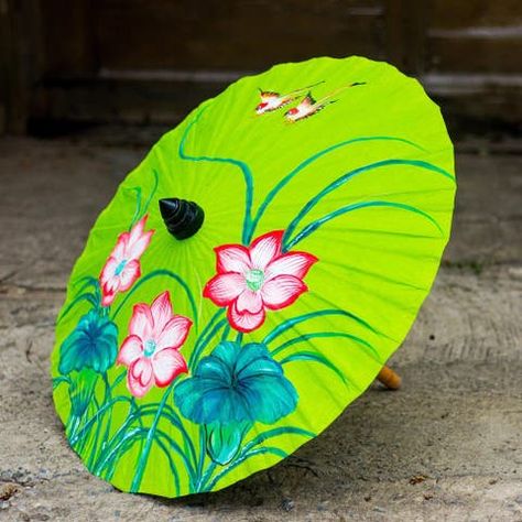 Thailand Gifts, Paper Parasol, Umbrella Art, Umbrellas Parasols, Green Sky, Gift Suggestions, Green Mint, True Art, Exotic Birds