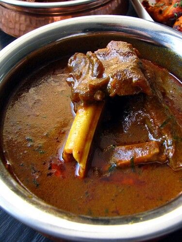 Nalli Nihari Nalli Nihari, Healthy Indian Recipes, Indian Foods, Mutton Recipes, Lamb Dishes, Paneer Recipes, Desi Food, Gravy Recipes, Indian Dishes