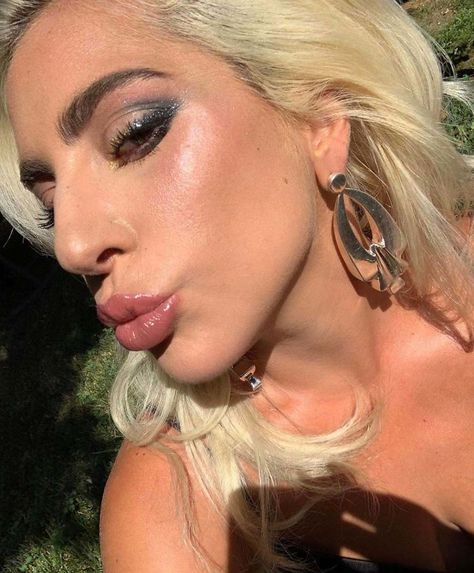 Refreshing To See A Celebrity Who Doesn't Airbrush Their Pictures! Lady Gaga Nose, Lady Gaga Images, Haus Laboratories, Model Legs, Lady Gaga Photos, Edited Photos, Real Bodies, Beauty Influencer, A Celebrity