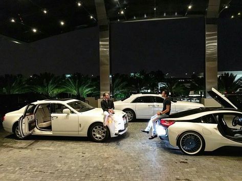 Rich Kids Snapchat, Kids Snapchat, Mercedes Benz Interior, Roll Royce, Billionaires Row, Aston Martin Db11, Rich Kids, Billionaire Lifestyle, Luxury Life